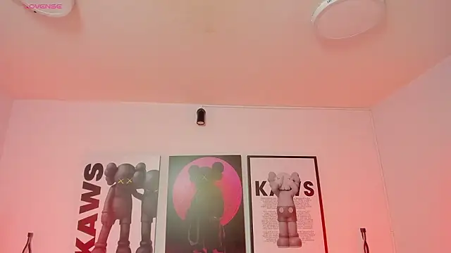 Maddie Rosee online show from 13, 3, 2026