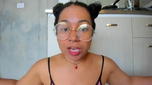 chiarafustox online show from 26, 4, 2026