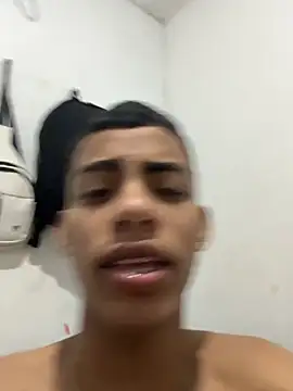 Snapshot of dominick_fran chatting on 4, 2, 2026 dominick fran online show from 4, 2, 2026