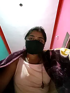 Divyanshi hott online show from 5, 2, 2026