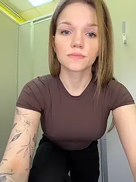 Snapshot of StreetSquirt chatting on 12, 5, 2026 StreetSquirt online show from 12, 5, 2026