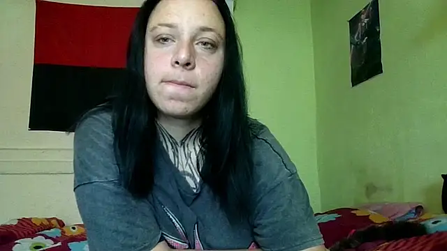 Snapshot of MillaSourety chatting on 14, 6, 2026 MillaSourety online show from 14, 6, 2026