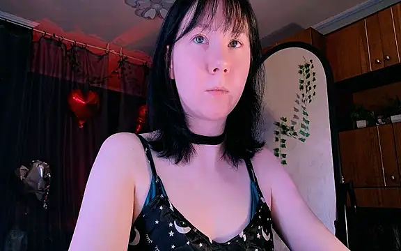 Snapshot of marty_bree chatting on 15, 4, 2026 marty bree online show from 15, 4, 2026