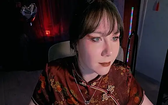 Snapshot of marty_bree chatting on 30, 4, 2026 marty bree online show from 30, 4, 2026