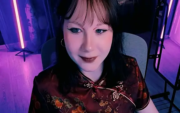 Snapshot of marty_bree chatting on 18, 6, 2026 marty bree online show from 18, 6, 2026