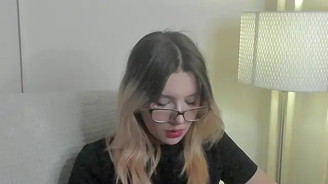 Hinara1 online show from 3, 2, 2026