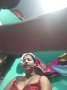 Snapshot of Your_deshibhabi25years chatting on 3, 7, 2026 Your deshibhabi25years online show from 3, 7, 2026