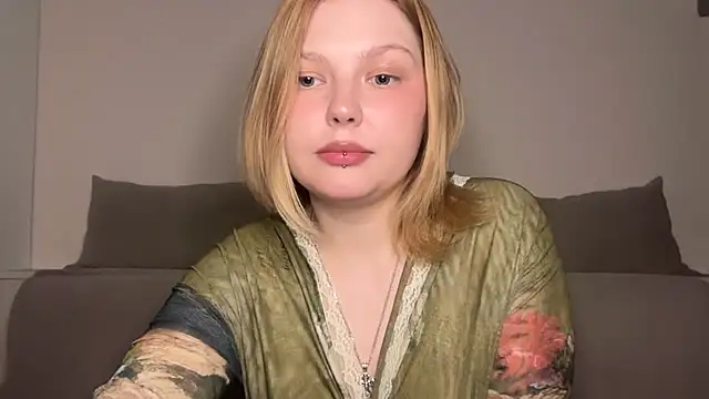 Ophelia Ritz online show from 13, 5, 2026