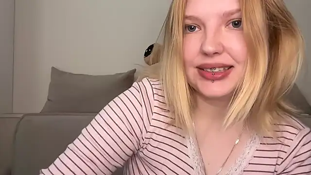 Ophelia Ritz online show from 27, 6, 2026