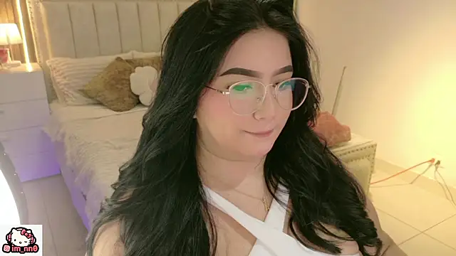 ninna sweet online show from 30, 4, 2026