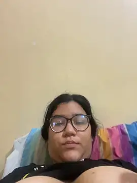 WildVibesXX online show from 5, 2, 2026