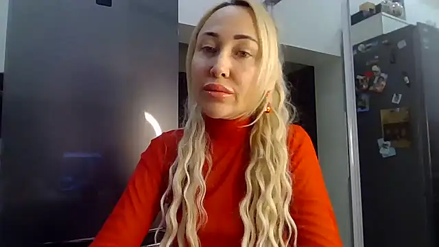 NanaGold2992 online show from 8, 2, 2026