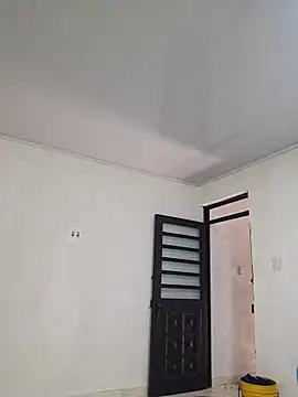 Cris18sexy online show from 20, 3, 2026