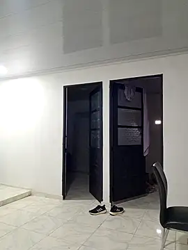 Cris18sexy online show from 8, 5, 2026