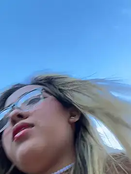 Snapshot of AryMoonxxx chatting on 18, 2, 2026 AryMoonxxx online show from 18, 2, 2026