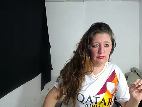 MilfCute sex online show from 3, 2, 2026