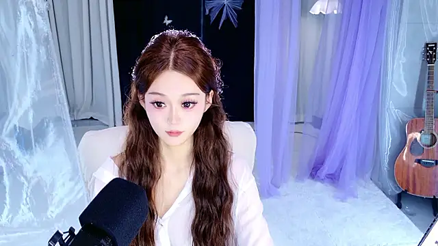 Dancer Lucky-Nini online show from 6, 2, 2026