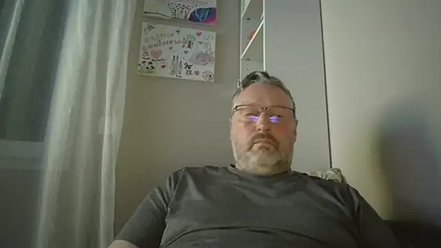 doudou310 online show from 13, 4, 2026