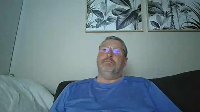 doudou310 online show from 9, 5, 2026
