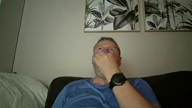 doudou310 online show from 10, 5, 2026
