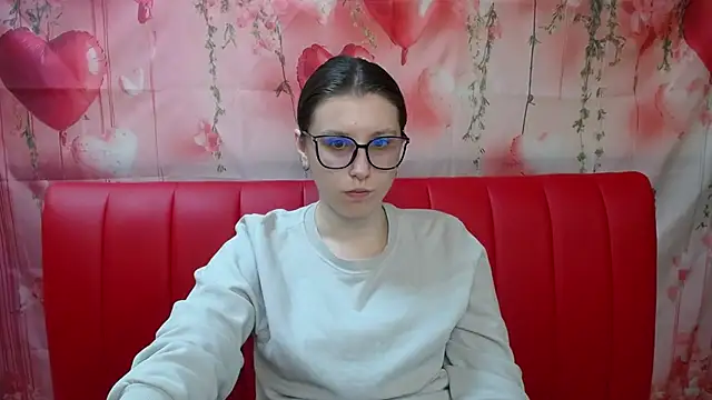 LilianaShine online show from 13, 5, 2026