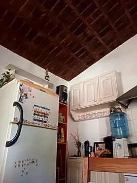 AmorSobra online show from 13, 2, 2026