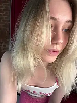 LovelyMiu online show from 4, 3, 2026