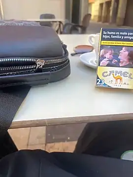 Snapshot of sifoubba91 chatting on 5, 4, 2026 sifoubba91 online show from 5, 4, 2026