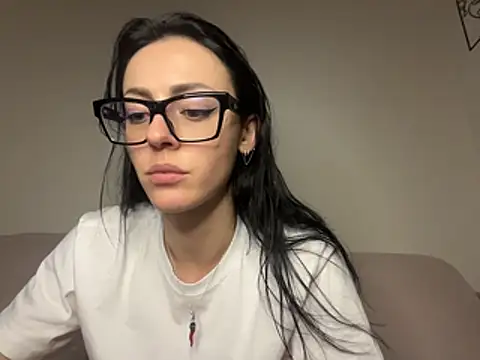 Snapshot of alibi_room chatting on 5, 3, 2026 alibi room online show from 5, 3, 2026