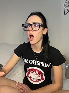 Snapshot of alibi_room chatting on 8, 3, 2026 alibi room online show from 8, 3, 2026