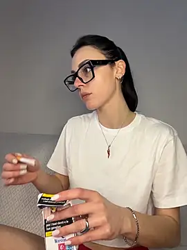 Snapshot of alibi_room chatting on 15, 3, 2026 alibi room online show from 15, 3, 2026