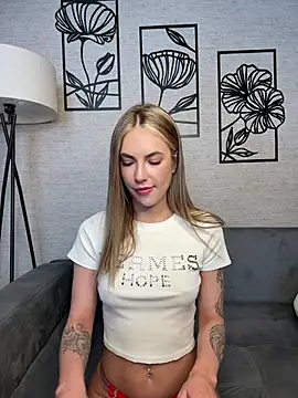 Snapshot of xXKelly_bonb0nXx chatting on 19, 3, 2026 xXKelly bonb0nXx online show from 19, 3, 2026