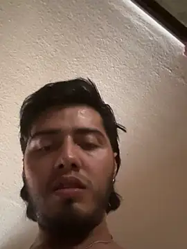 Snapshot of Winniedepootha chatting on 8, 3, 2026 Winniedepootha online show from 8, 3, 2026