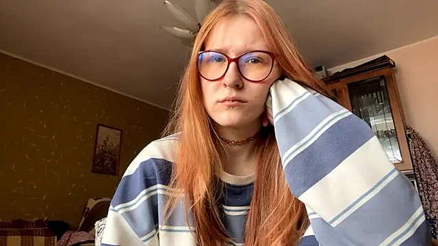 Snapshot of LaureenVielma chatting on 6, 3, 2026 LaureenVielma online show from 6, 3, 2026