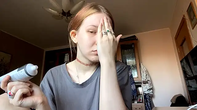 Snapshot of LaureenVielma chatting on 22, 3, 2026 LaureenVielma online show from 22, 3, 2026