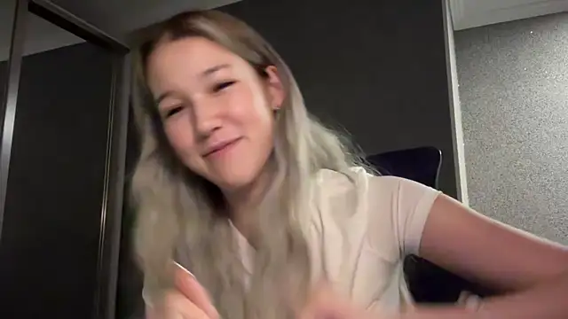 Snapshot of lilXdomiii chatting on 14, 3, 2026 lilXdomiii online show from 14, 3, 2026