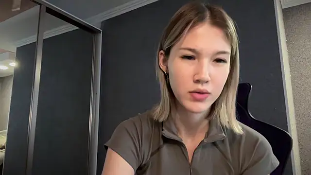 Snapshot of lilXdomiii chatting on 30, 3, 2026 lilXdomiii online show from 30, 3, 2026