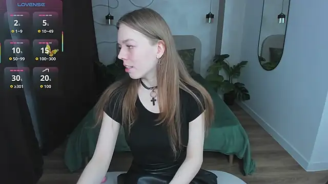  Tina Tayllor  online show from 14, 5, 2026