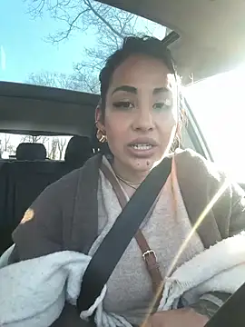 Snapshot of bella_dauergeil chatting on 4, 2, 2026 bella dauergeil online show from 4, 2, 2026