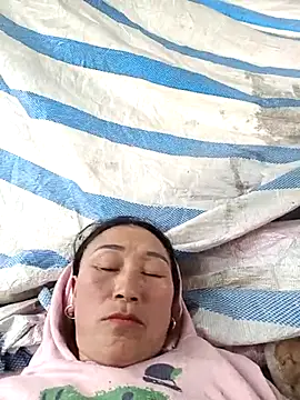 Snapshot of Ami-su chatting on 11, 3, 2026 Ami-su online show from 11, 3, 2026