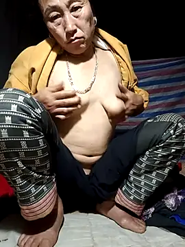 Snapshot of Ami-su chatting on 14, 3, 2026 Ami-su online show from 14, 3, 2026