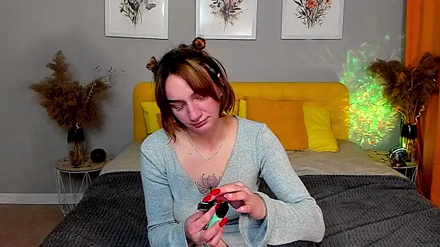 Snapshot of PollyRoseX chatting on 4, 3, 2026 PollyRoseX online show from 4, 3, 2026