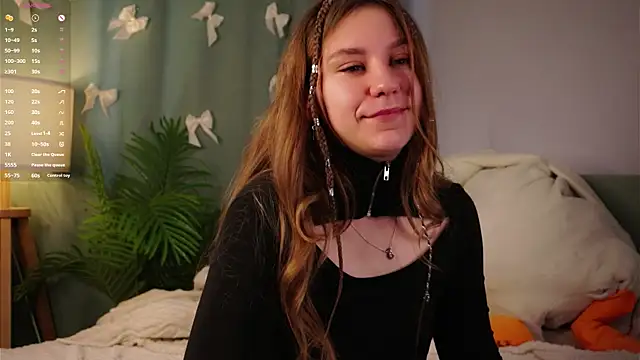 ShantellAngulo online show from 18, 6, 2026