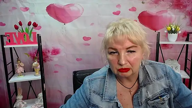 RenataDaster online show from 6, 5, 2026