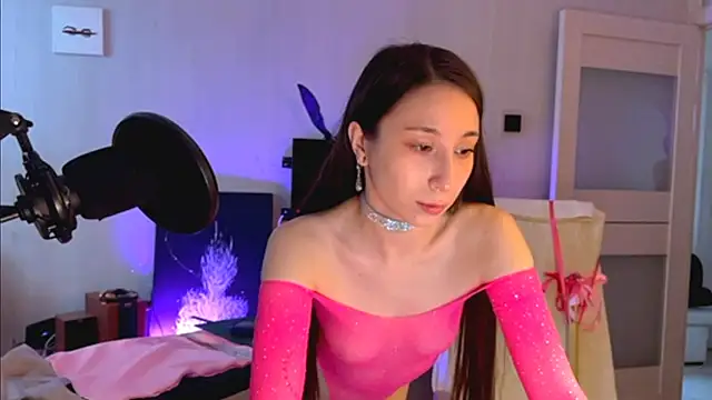 karinasun online show from 12, 2, 2026