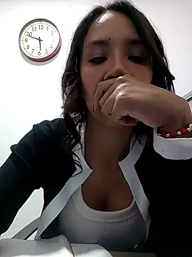 Snapshot of MiaSantana_ chatting on 13, 4, 2026 MiaSantana online show from 13, 4, 2026
