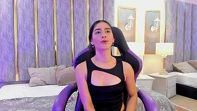 KeniaVelvet  online show from 3, 2, 2026