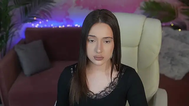 OliviaMoore  online show from 4, 5, 2026