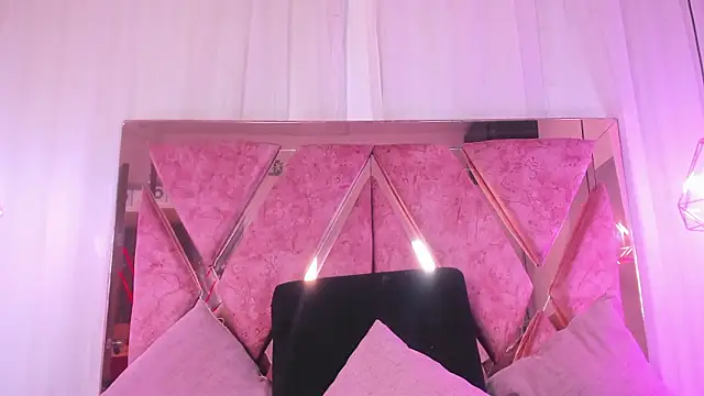 shantal cooper  online show from 21, 3, 2026