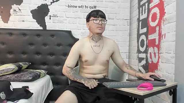 noah west19 online show from 10, 2, 2026